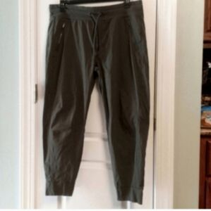 Athleta Trekkie North Jogger Pants Olive Green Women's 16 Hiking Workout Running